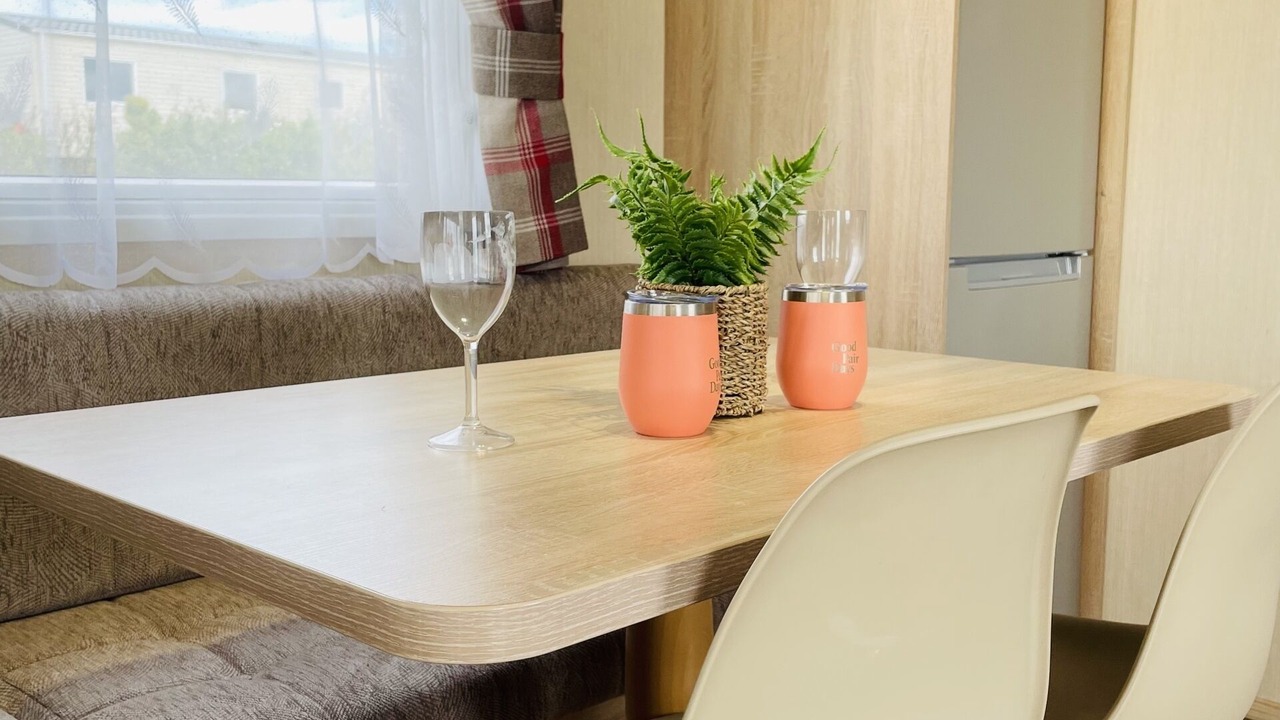 Photo of Others in Cayton Bay