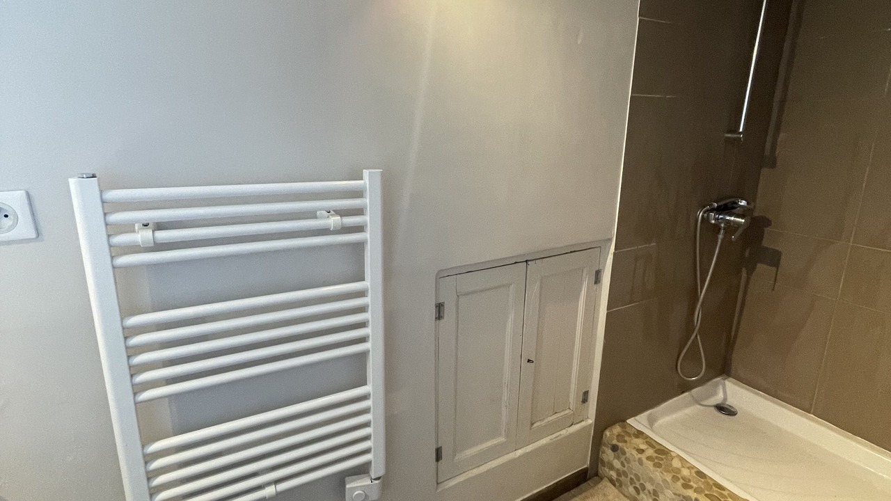 Photo of Bathroom in Lambesc