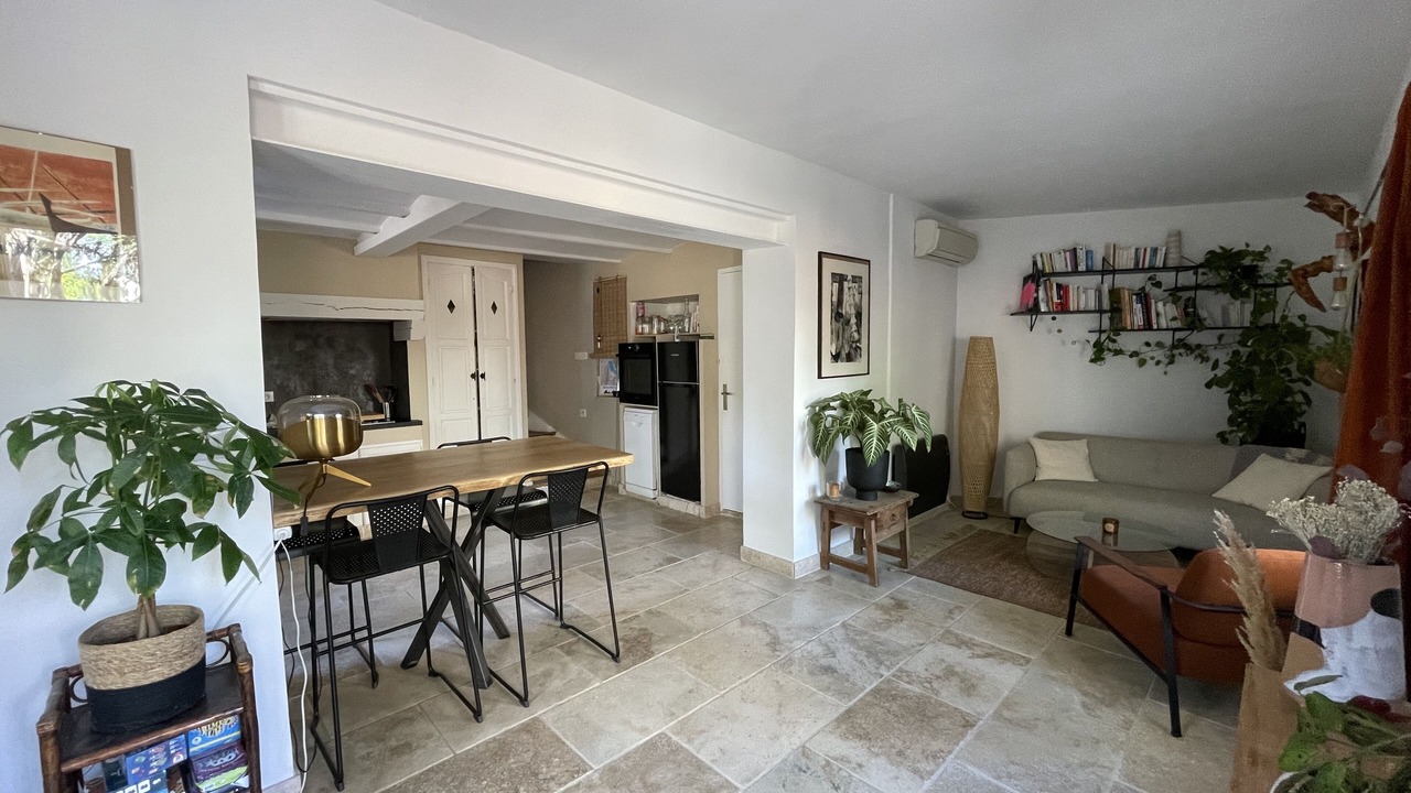 Photo of Livingroom in Lambesc