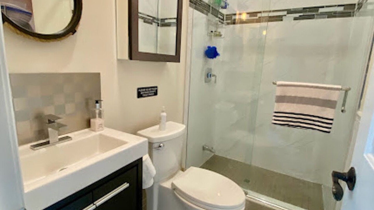 Photo of Bathroom in The Beaches