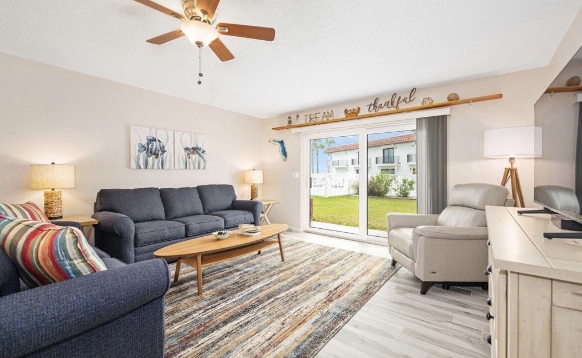 Photo of Livingroom in Flagler Beach