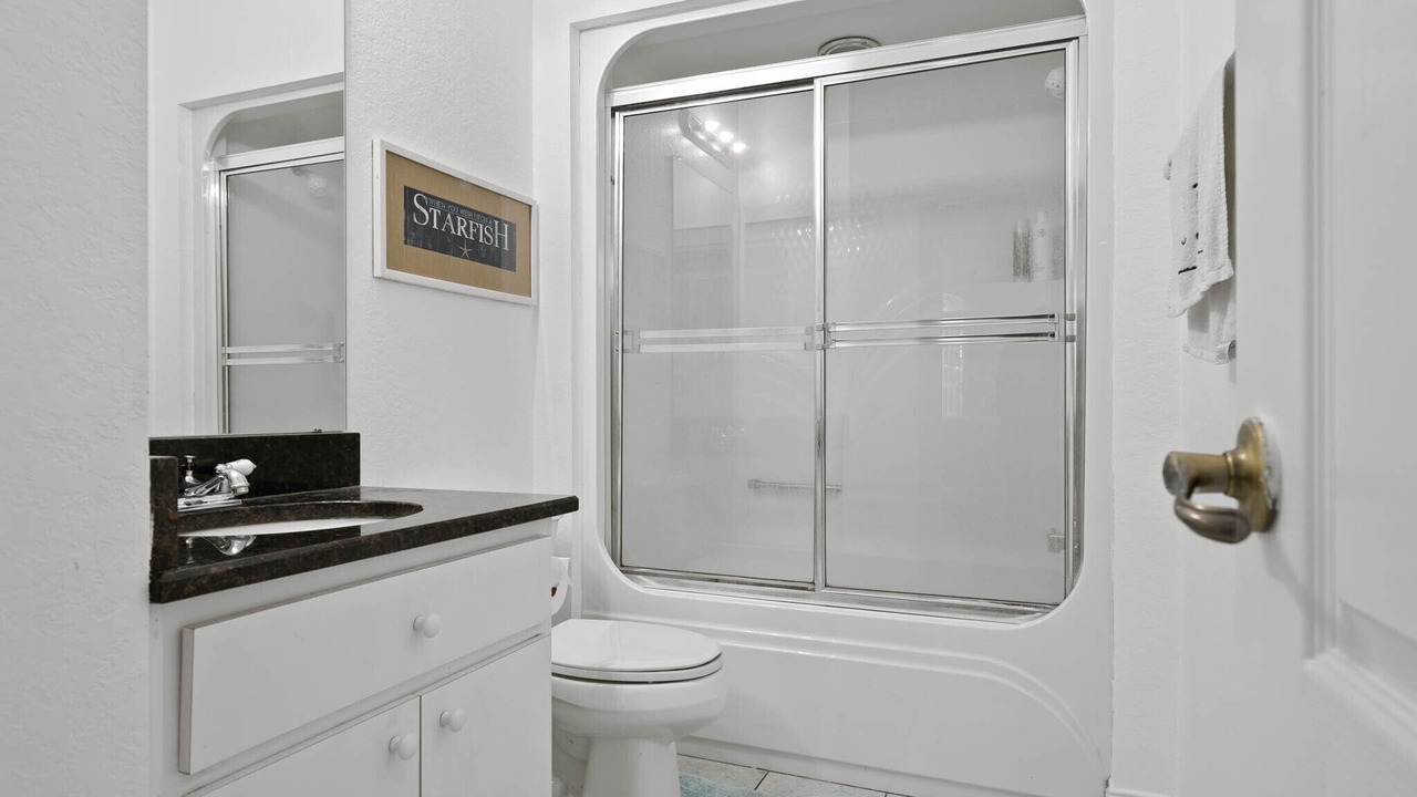 Photo of Bathroom in Weeki Wachee Gardens