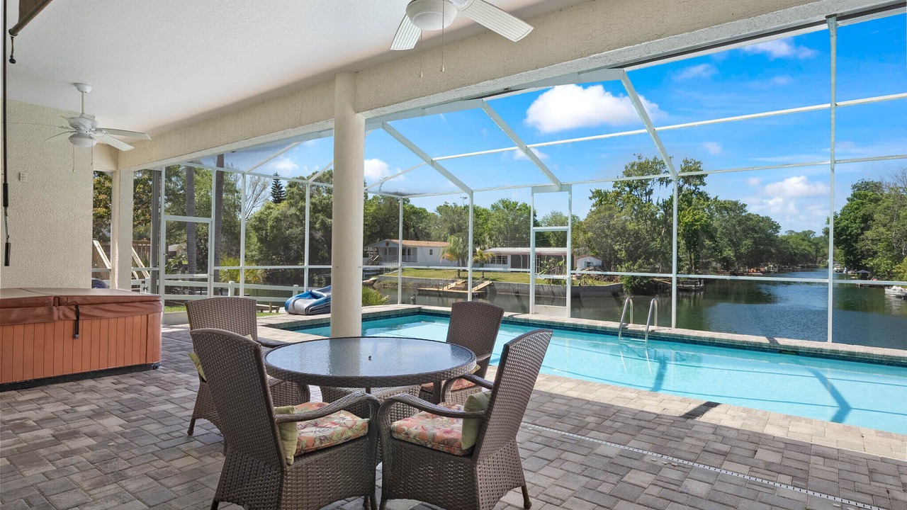 Photo of Outdoor in Weeki Wachee Gardens