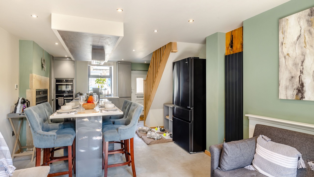 Photo of Others in Padfield