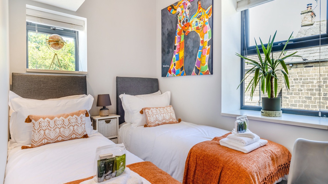 Photo of Others in Padfield