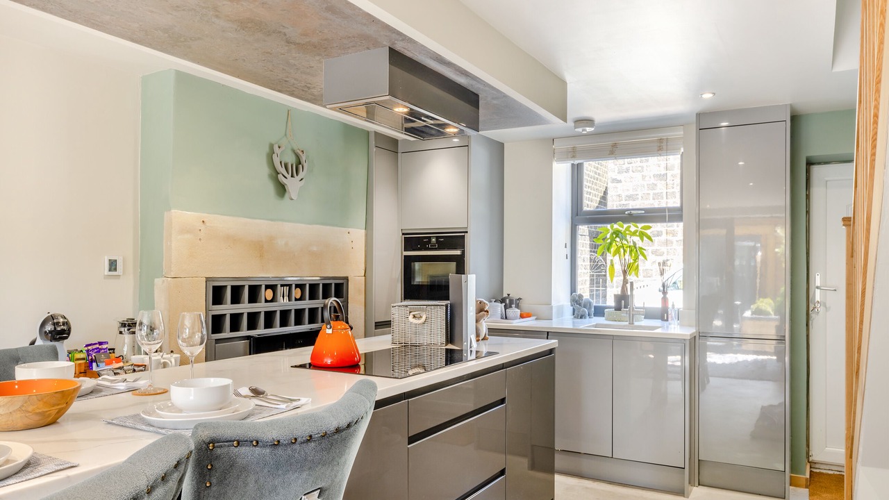 Photo of Others in Padfield