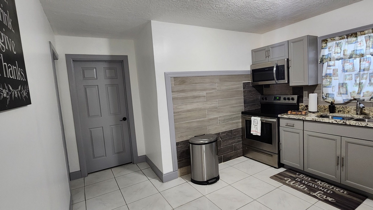 Photo of Kitchen in Riviera Beach