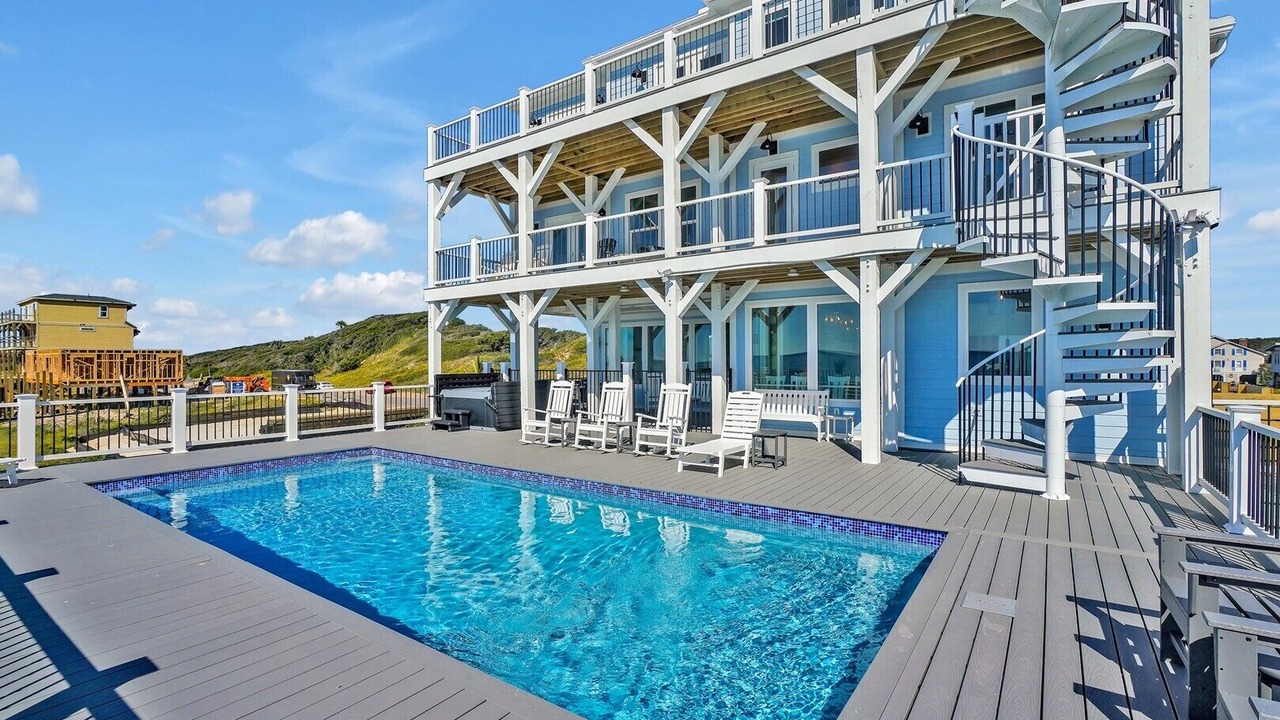 Photo of Others in Oak Island