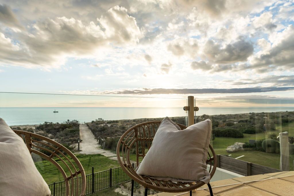 Photo of Others in Tennyson