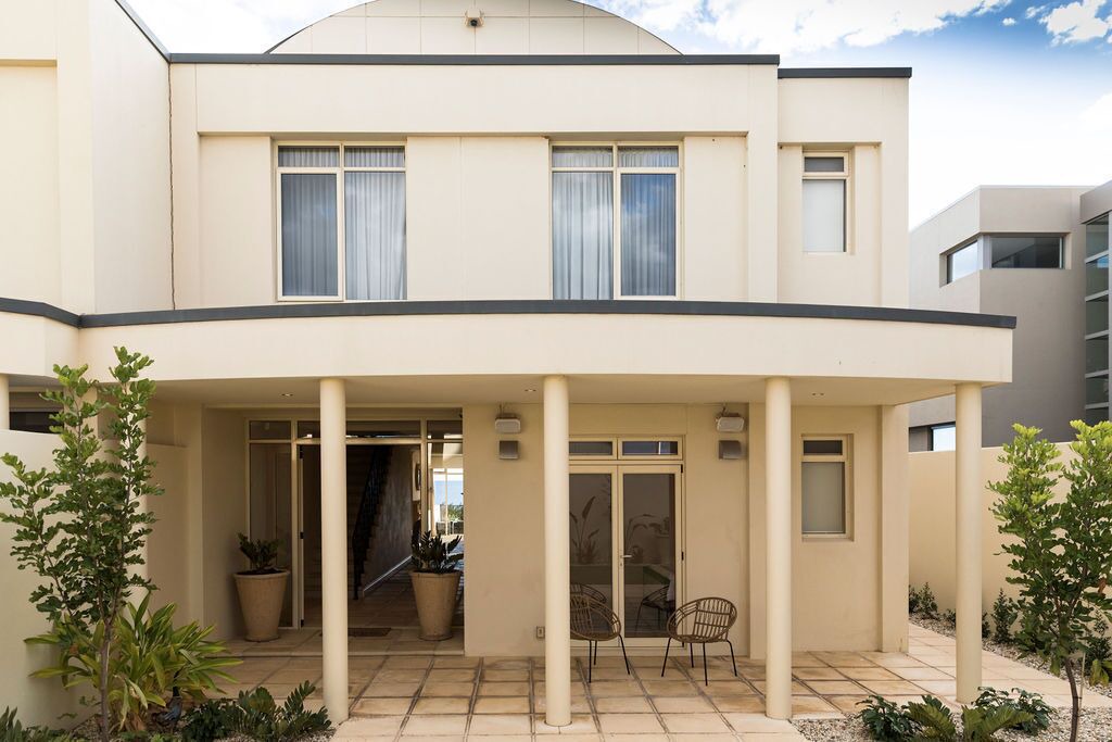 Photo of Others in Tennyson