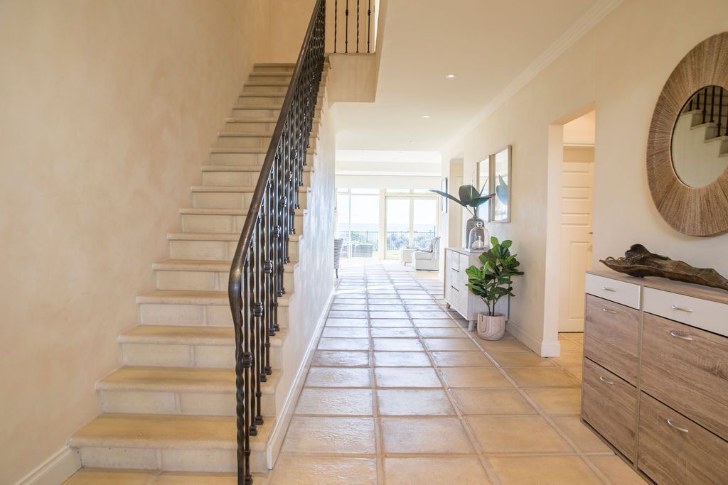 Photo of Others in Tennyson