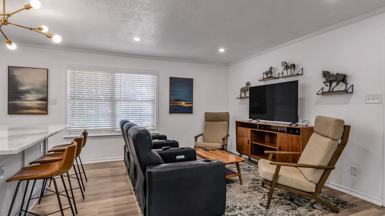 Photo of Livingroom in College Station