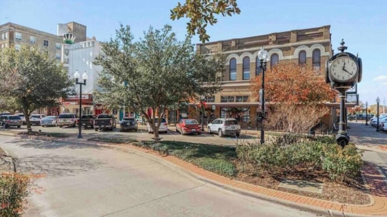 Photo of Others in Downtown