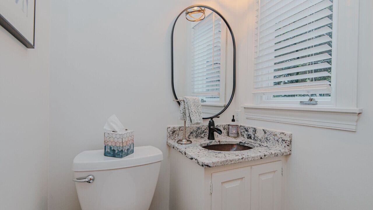 Photo of Bathroom in Old Irving Park