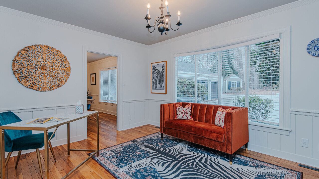 Photo of Livingroom in Old Irving Park