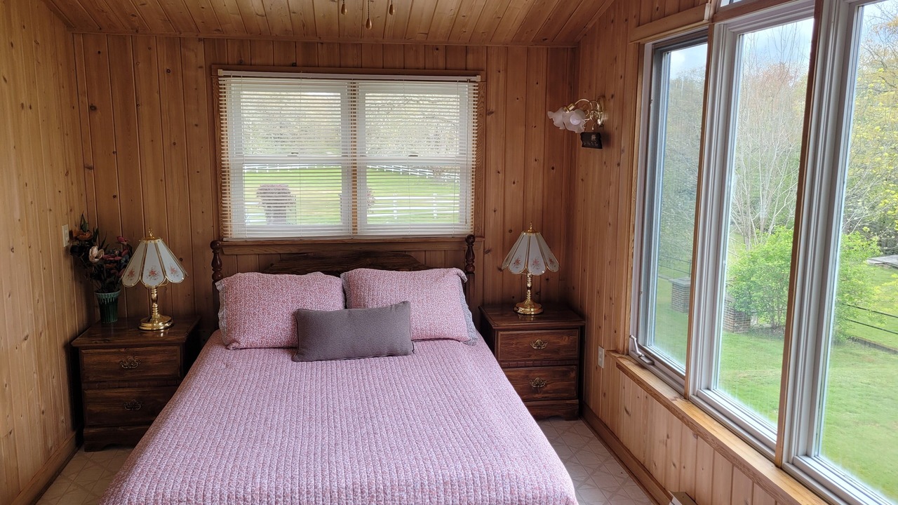 Photo of Bedroom in Yarmouth County
