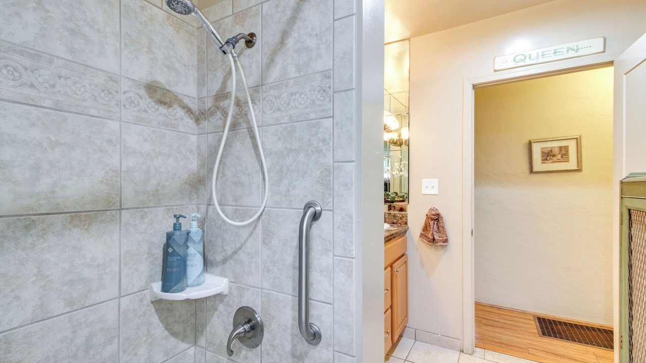 Photo of Bathroom in Nob Hill