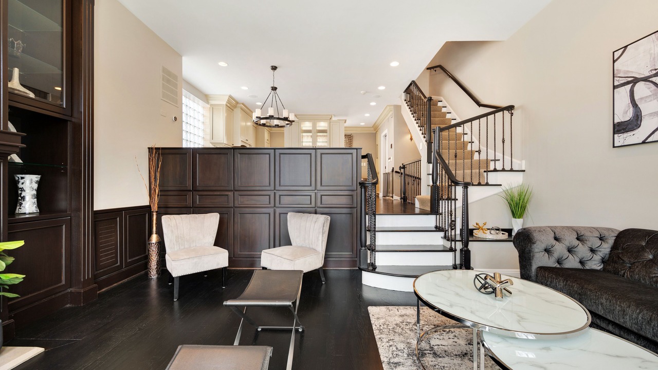 Photo of Others in West Town