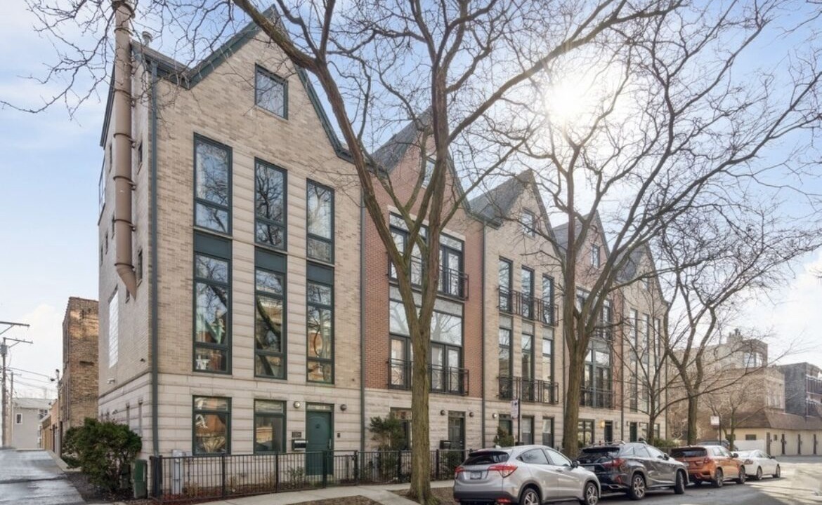 Photo of Outdoor in West Town