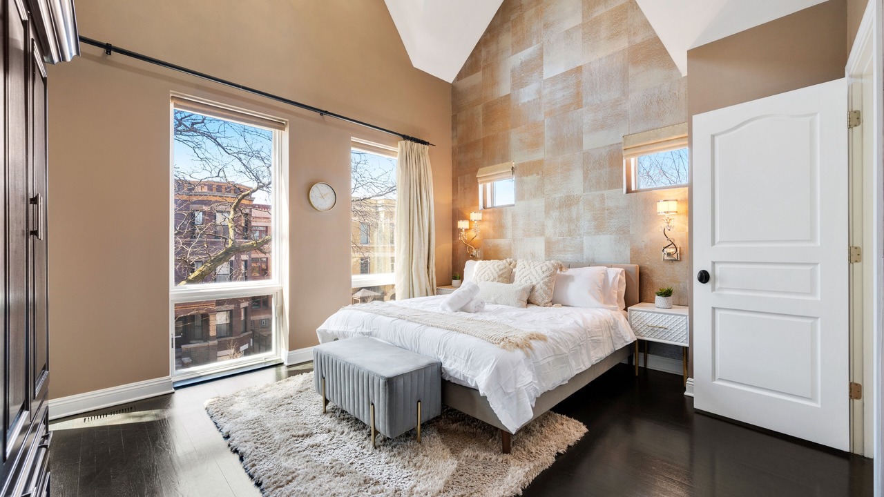 Photo of Others in West Town