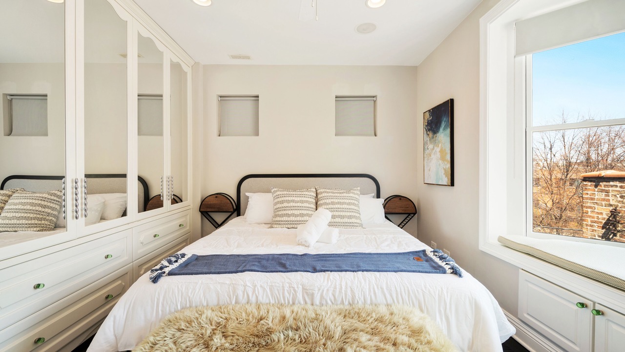 Photo of Bedroom in West Town