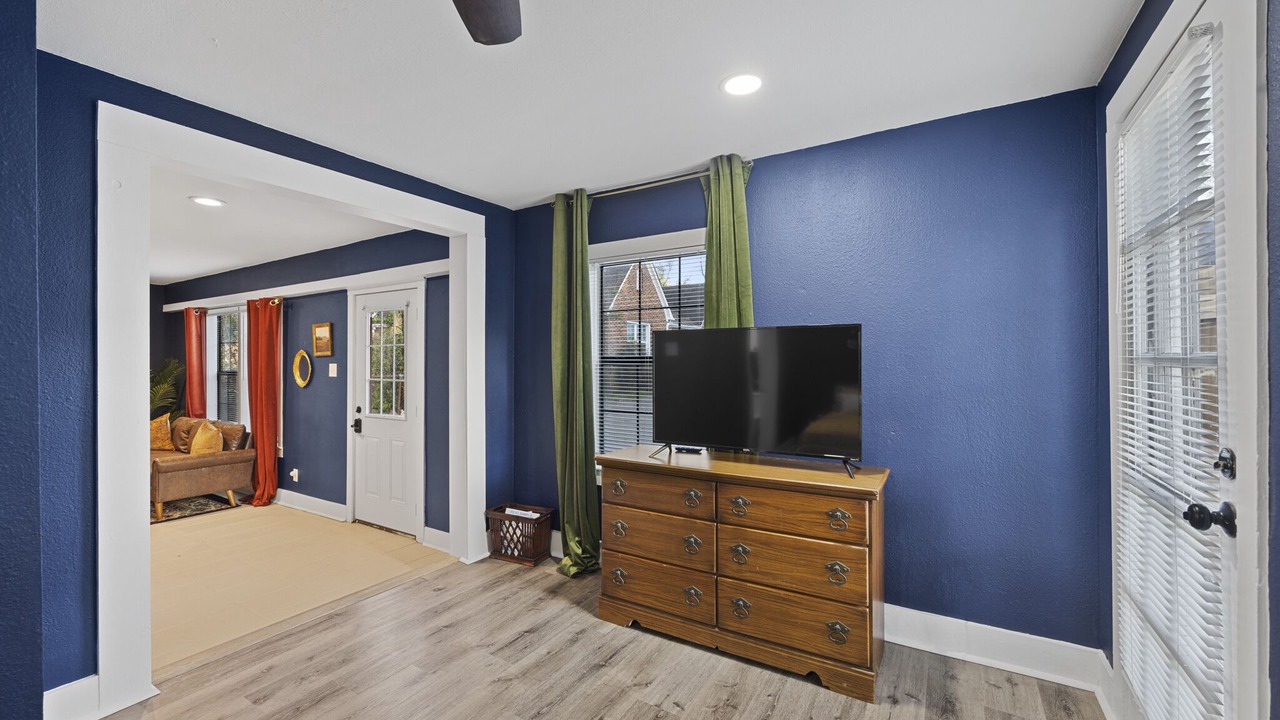 Photo of Livingroom in Tyler