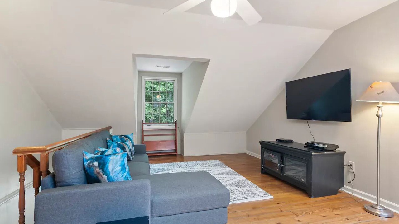 Photo of Livingroom in Lynn