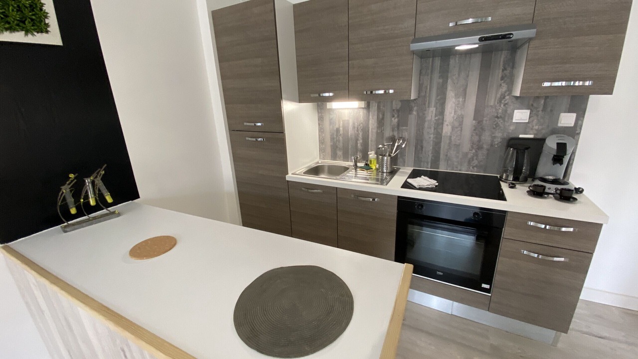 Photo of Kitchen in Fontaine Lestang-Bagatelle-Papus-Tabar-Bordelongue