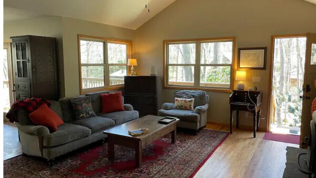 Photo of Livingroom in Cattail Creek