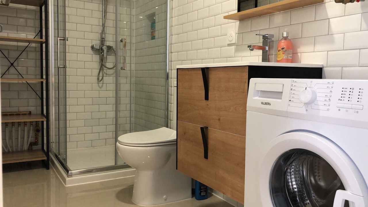 Photo of Bathroom in Cran-Gevrier