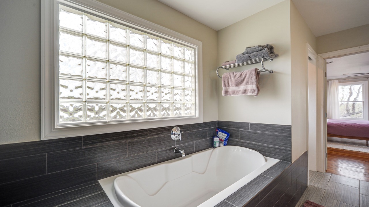 Photo of Bathroom in Llano