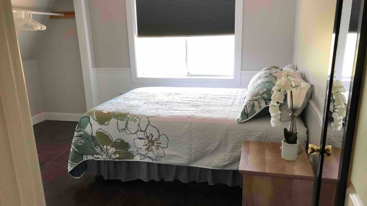 Photo of Bedroom in Brewer