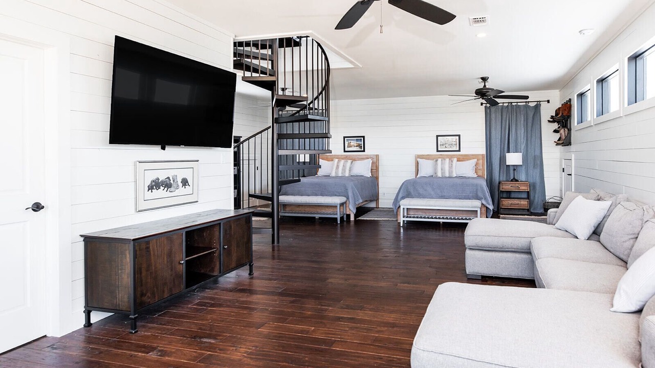 Photo of Livingroom in Brady