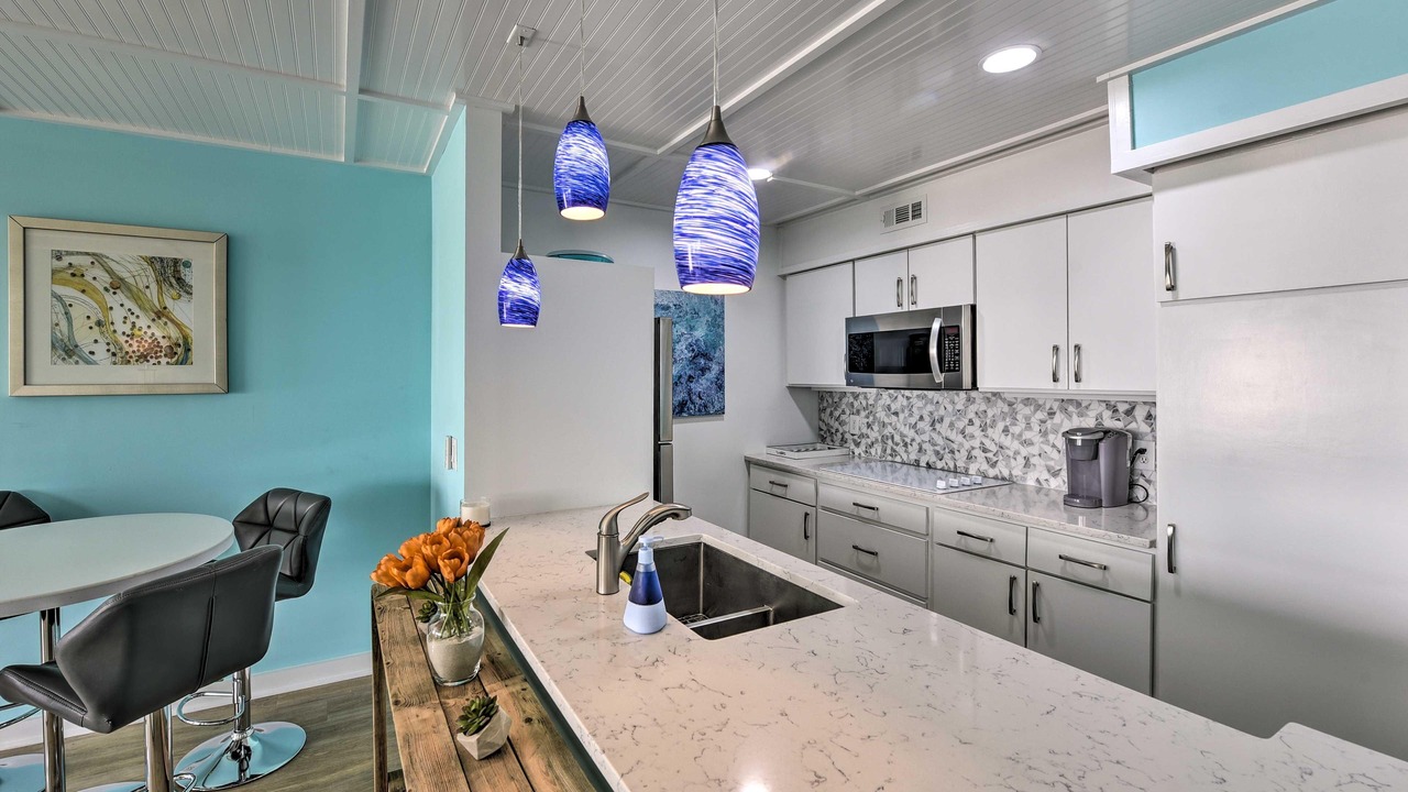 Photo of Kitchen in Oceanmarsh Subdivision