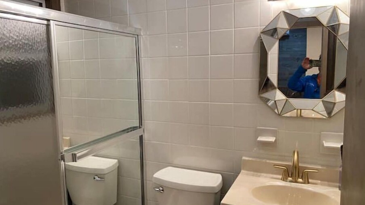 Photo of Bathroom in Hollowville