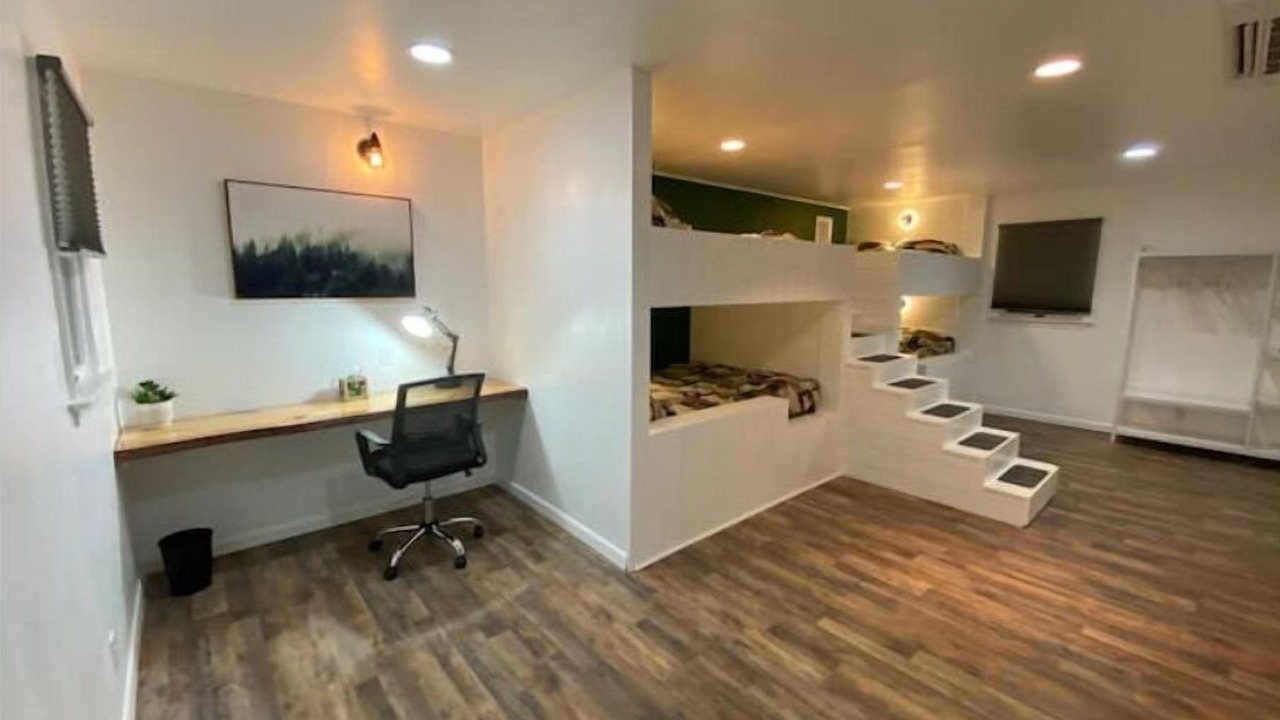 Photo of Bedroom in Hollowville