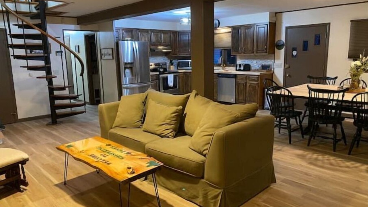 Photo of Livingroom in Hollowville