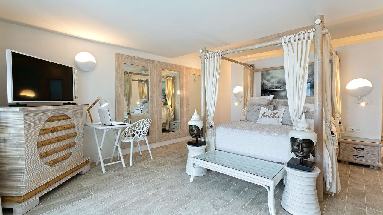 Photo of Bedroom in Les Terres Basses