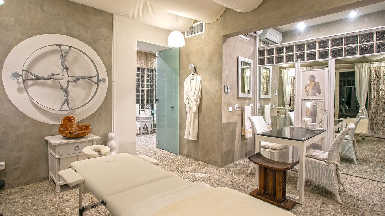 Photo of Others in Les Terres Basses