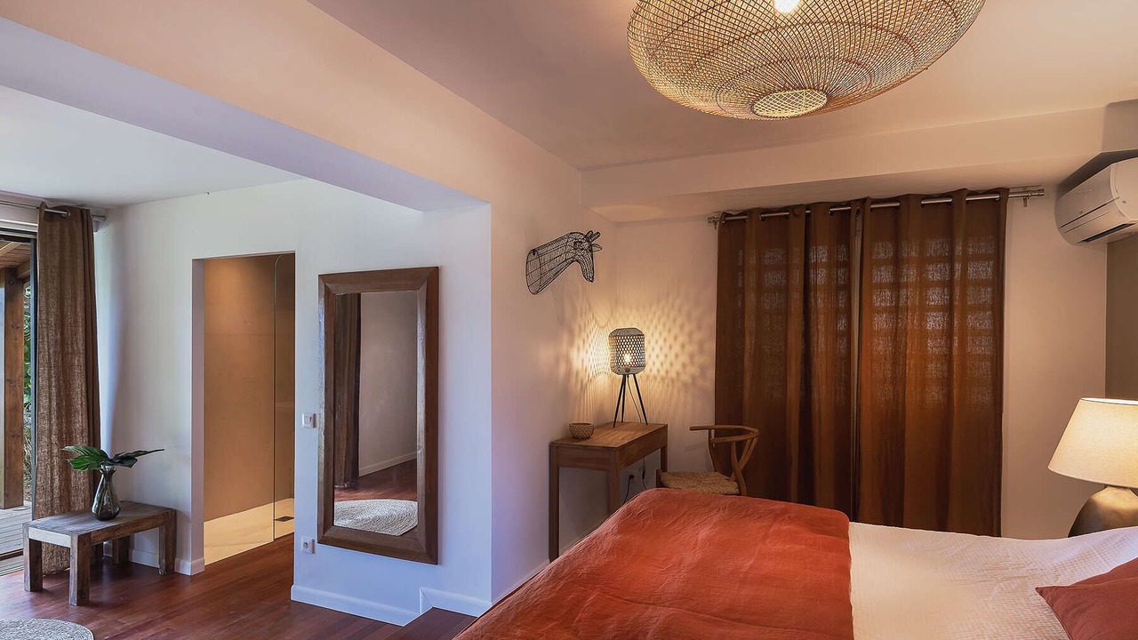 Photo of Bedroom in Cul de Sac