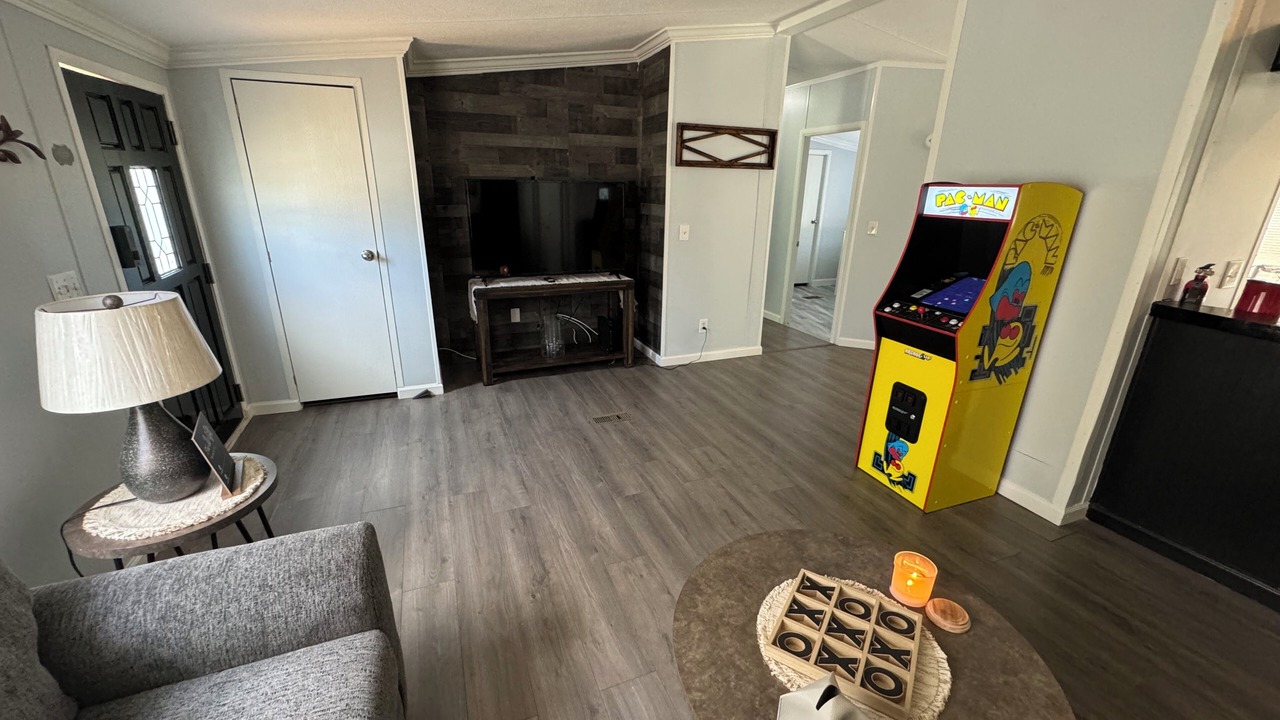 Photo of Livingroom in Northside