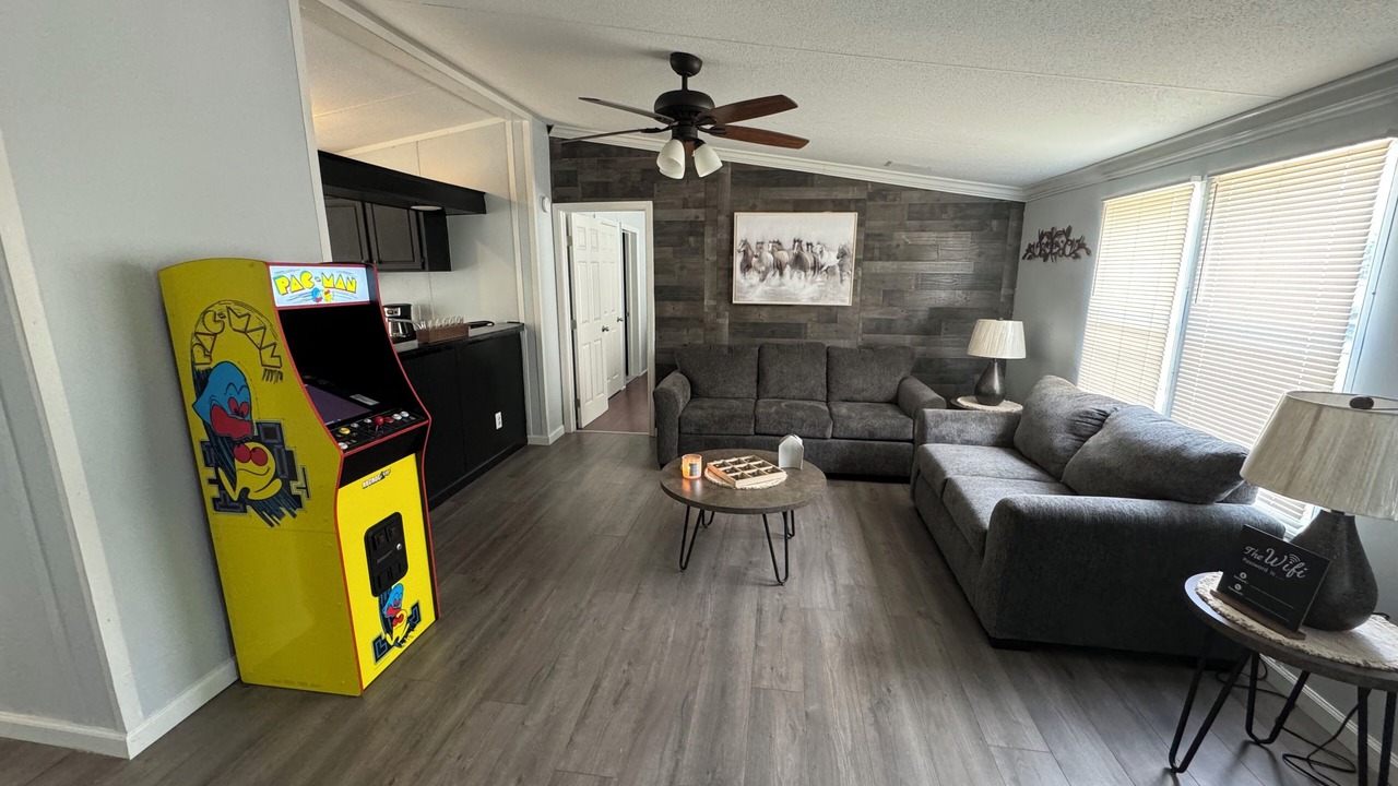 Photo of Livingroom in Northside