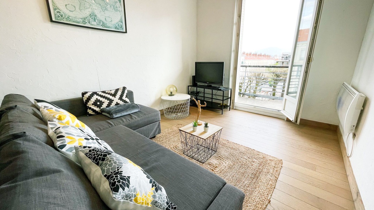 Photo of Livingroom in Quartier Chorier-Berriat