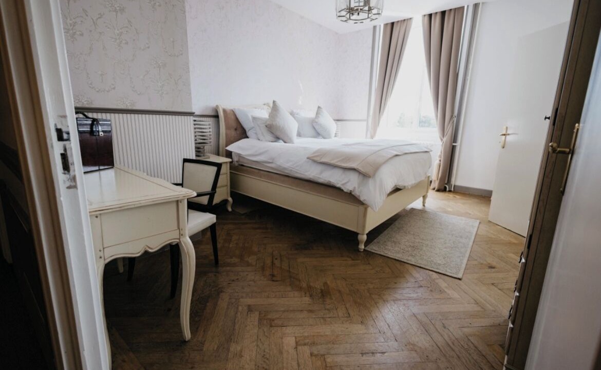 Photo of Bedroom in Pouance