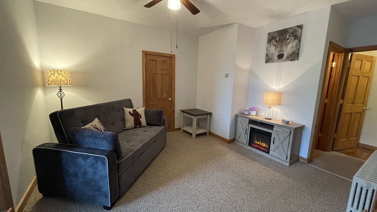 Photo of Livingroom in Long Lake