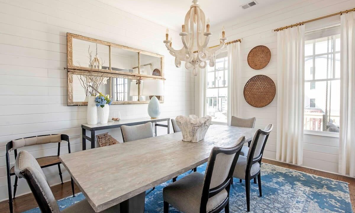 Photo of Livingroom in Westside