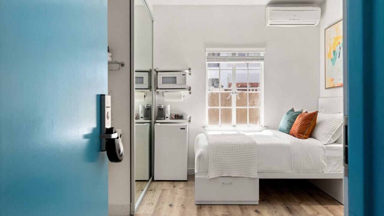 Photo of Bedroom in Downtown Long Beach