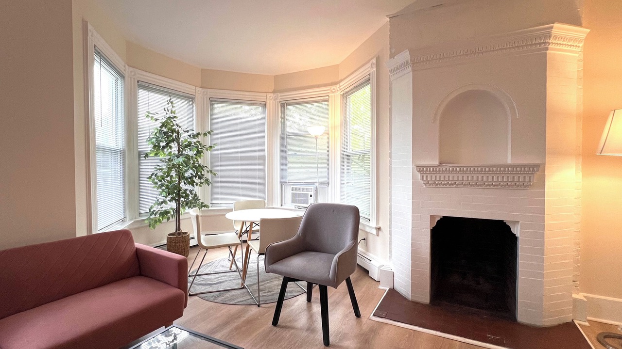 Photo of Livingroom in West New Haven