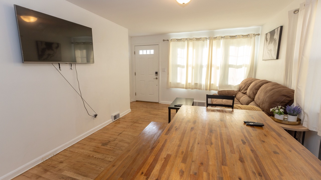 Photo of Livingroom in New Haven