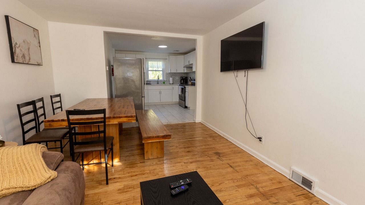 Photo of Others in New Haven